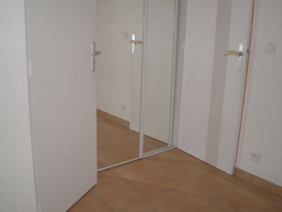 Appartement 1 pièce 20 m² · à Neuilly-sur-Seine · 20 m² · 825 €/mois