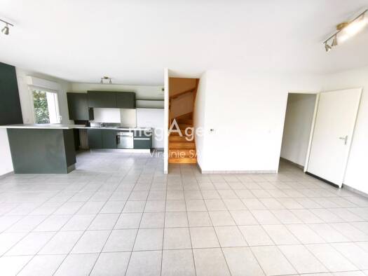 Duplex à vendre 279 000 € 4 pièces 3 chambres 89 m² RDC Saint-Simon Toulouse 31100