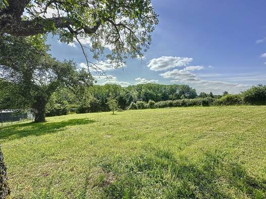 Terrain constructible à vendre 29 000 € 1 586 m² de terrain Châtillon-Coligny 45230