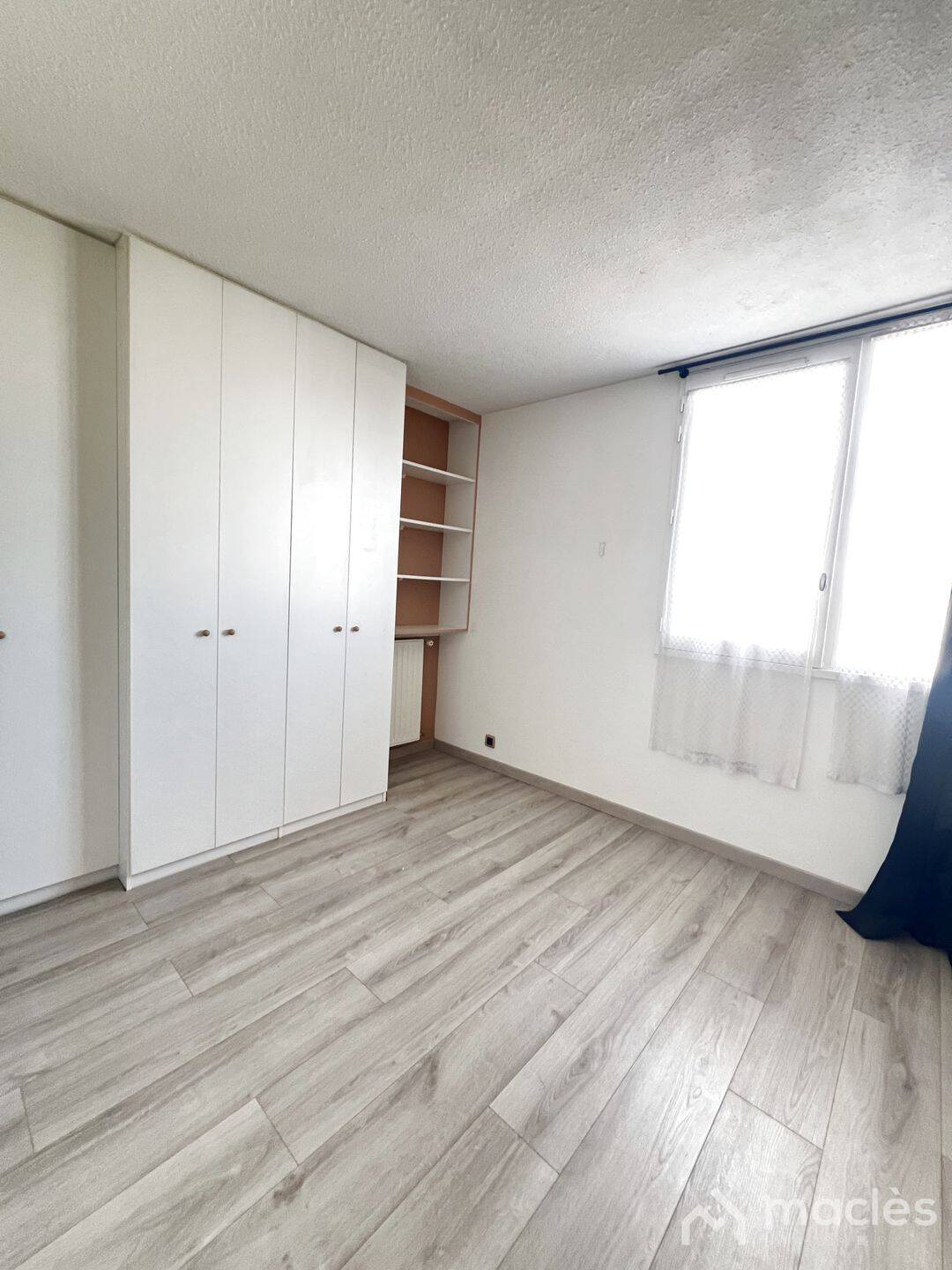 Appartement 5 pièces 101 m² · à Quincy-sous-Sénart · 101,3 m² · 236 000 €
