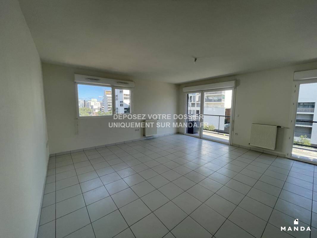 Appartement 3 pièces 67 m² · à Bordeaux · 67 m² · 1 296 €/mois