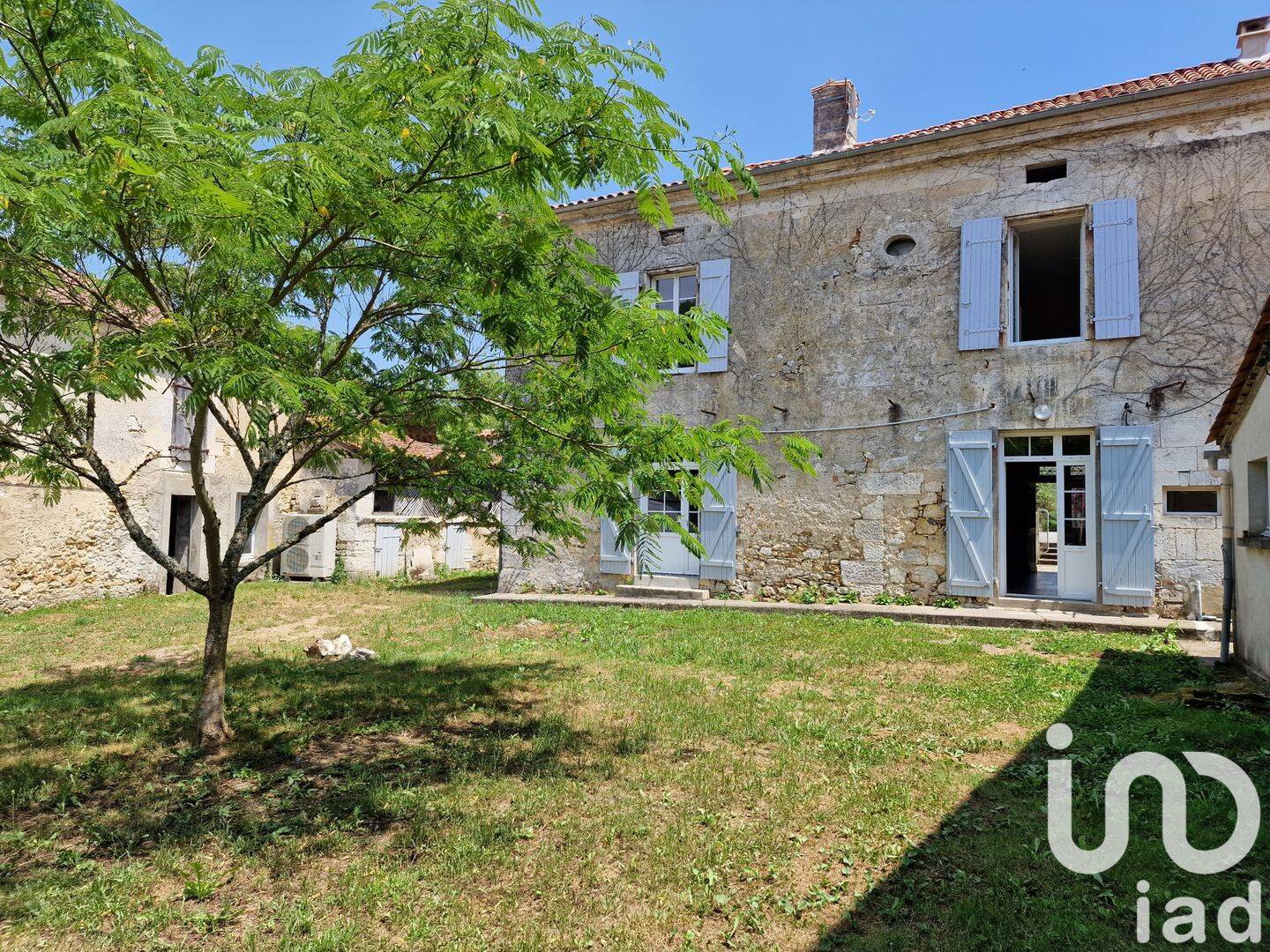 Maison 8 pièces 220 m² · à Mareuil en Périgord · 220,3 m² · 295 000 €