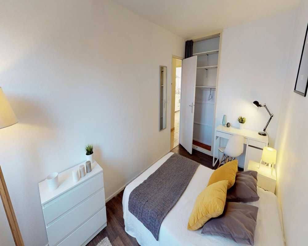 Appartement 4 pièces 70 m² · à Lille · 70 m² · 595 €