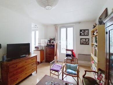 Appartement à vendre 220 000 € 3 pièces 2 chambres 42 m² Dernier étage, Étage 3/3 Arcueil 94110