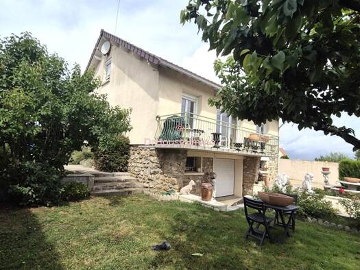 Maison à vendre 288 000 € 8 pièces 4 chambres 125 m² 770 m² de terrain Faremoutiers 77515