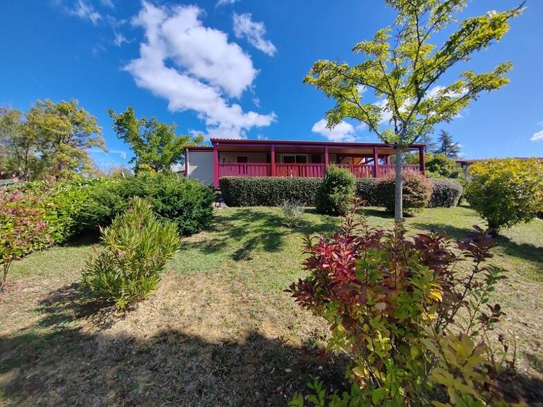 Chalet à vendre 99 000 € 3 pièces 2 chambres 52 m² 500 m² de terrain Rural Auch 32000