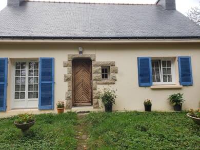 Maison à vendre 160 500 € 5 pièces 3 chambres 82 m² 10 550 m² de terrain Persquen 56160
