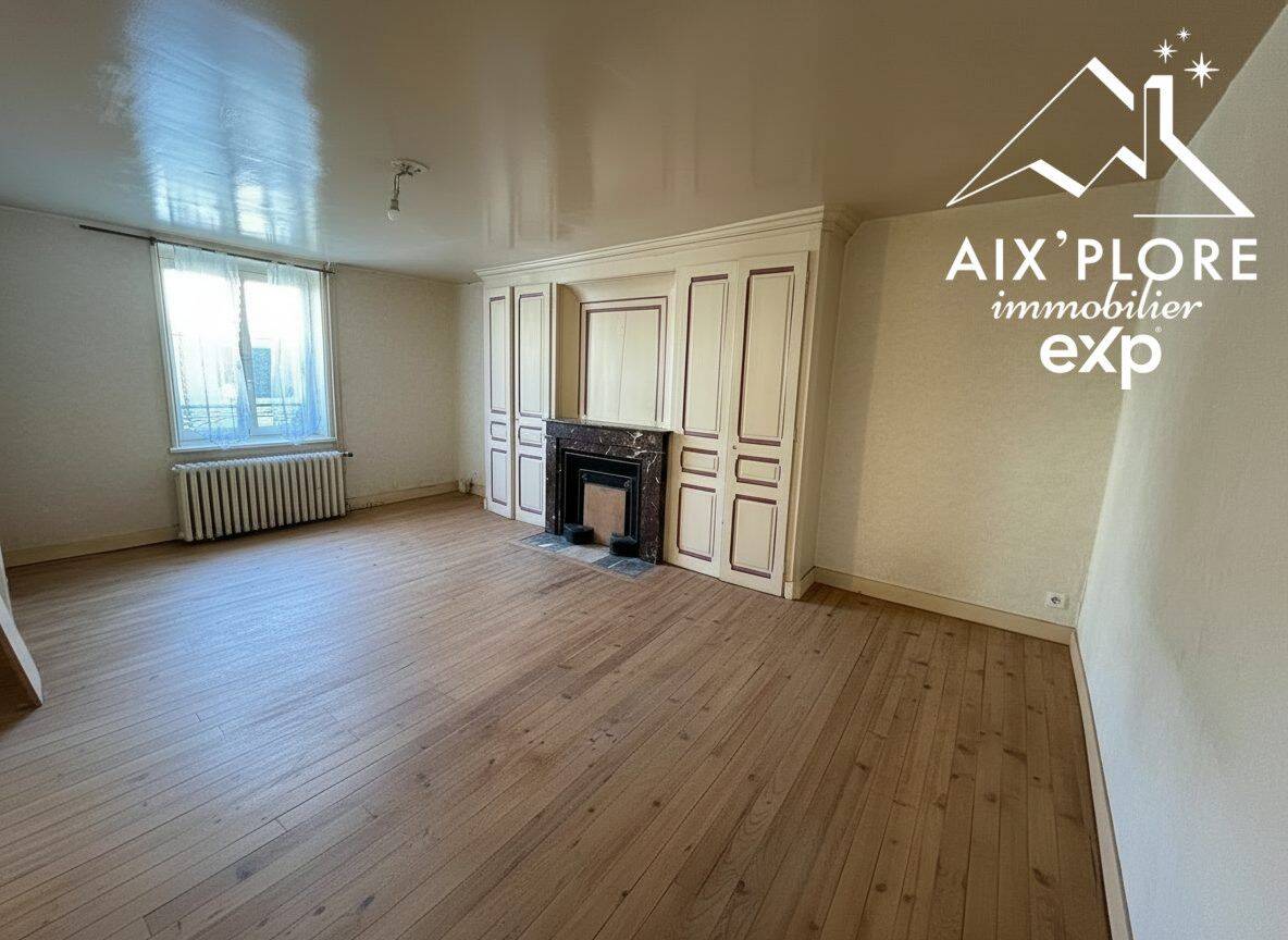 Maison 6 pièces 140 m² · à Chalamont · 140 m² · 149 000 €