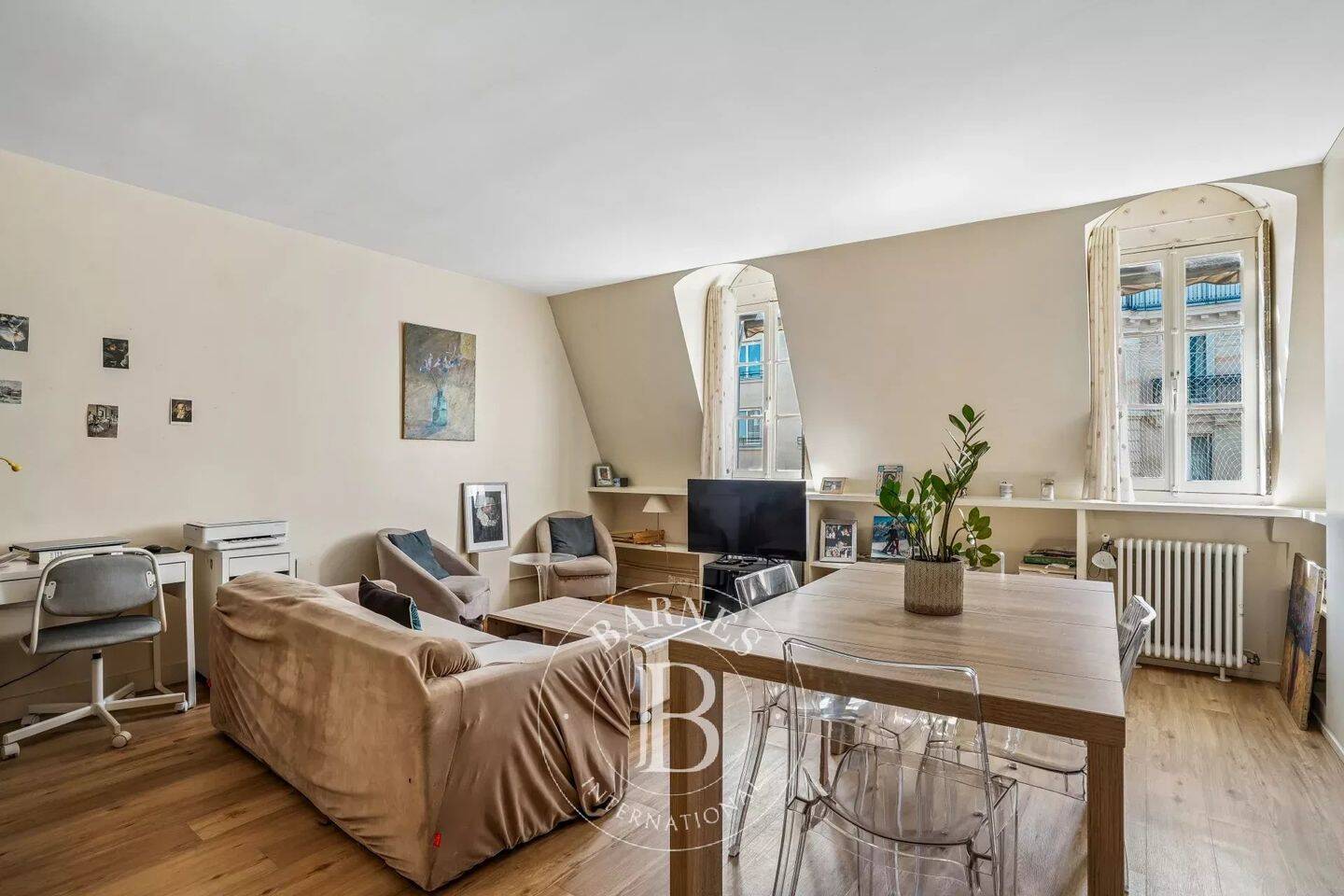 Appartement 2 pièces 54 m² · à Paris 16ème Arrondissement · 54 m² · 570 000 €