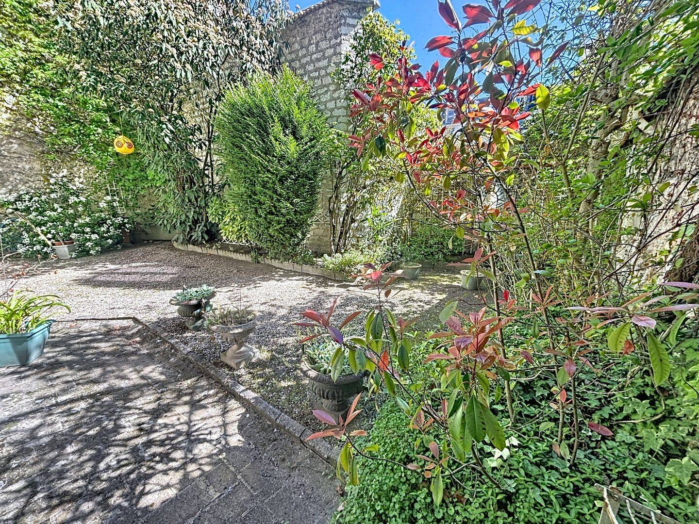 Maison 13 pièces 353 m² · à Reims · 353 m² · 1 350 000 €