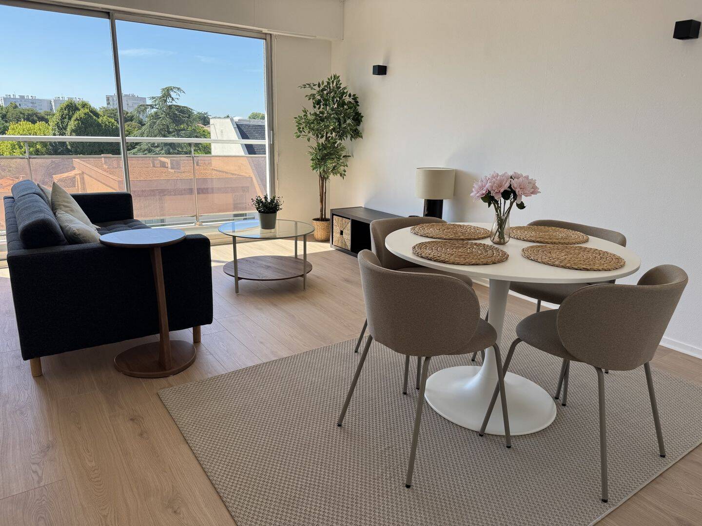 Appartement 2 pièces 46 m² · à Bordeaux · 45,6 m² · 990 €