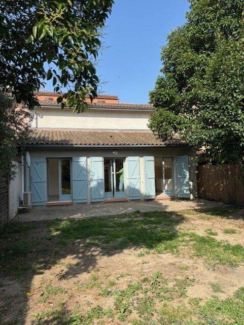 Maison 5 pièces 104 m² · à Grenade · 104 m² · 1 048 €/mois