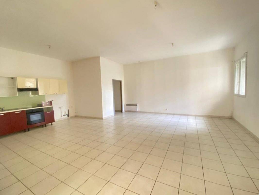Appartement 3 pièces 88 m² · à Cheval-Blanc · 88,4 m² · 670 €/mois
