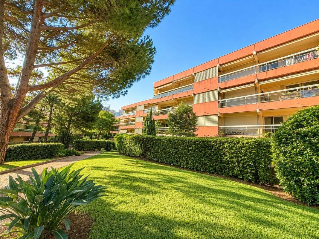 Appartement 2 pièces 61 m² · à Nice · 61 m² · 350 000 €