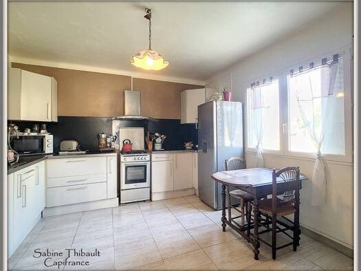 Maison à vendre 135 000 € 4 pièces 2 chambres 103 m² 5 279 m² de terrain Mayet 72360