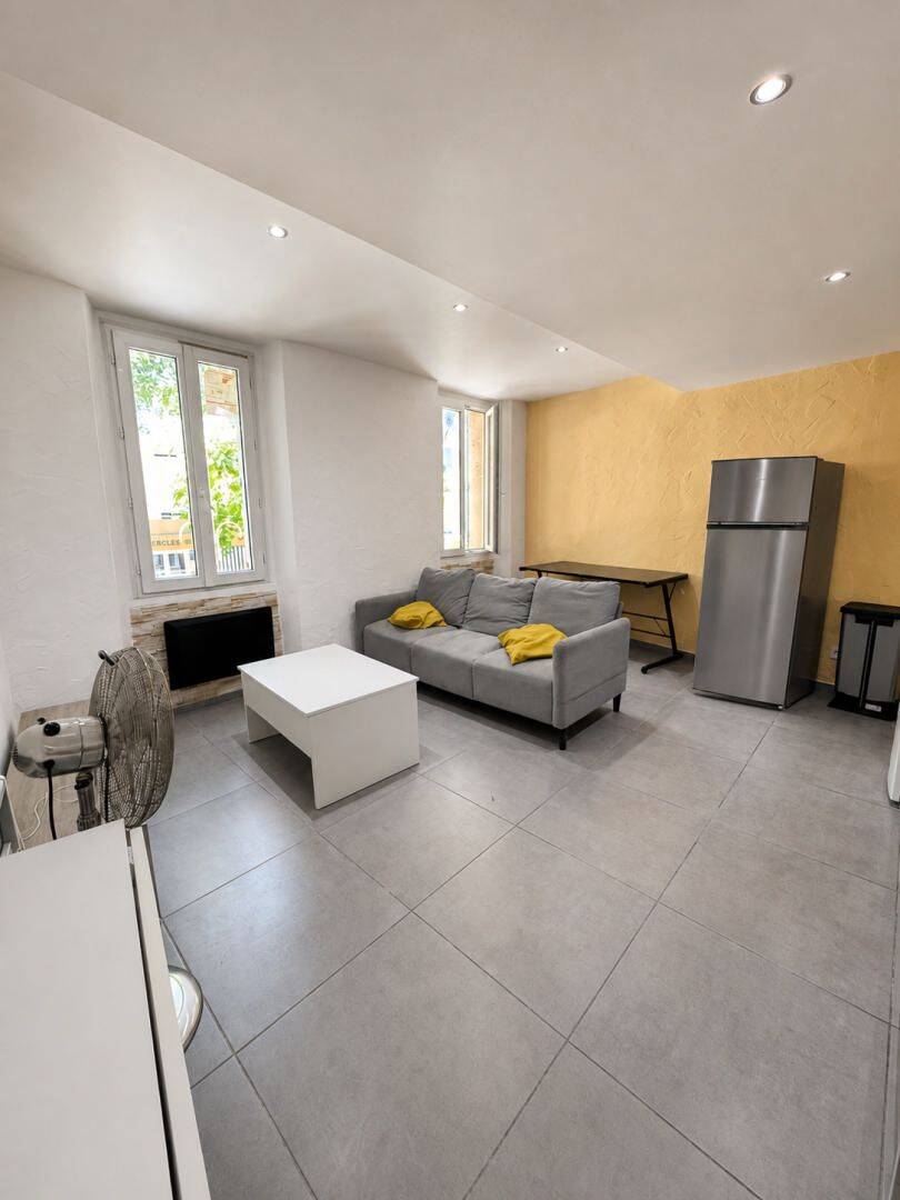 Appartement 2 pièces 33 m² · à Toulon · 33 m² · 83 000 €