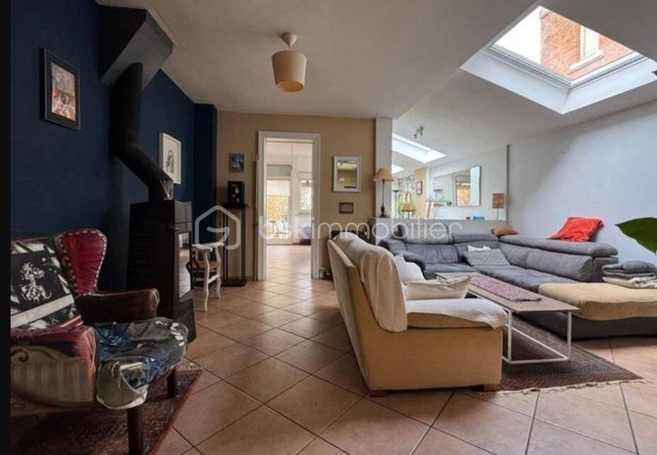 Maison 8 pièces 157 m² · à Wattrelos · 157 m² · 259 000 €