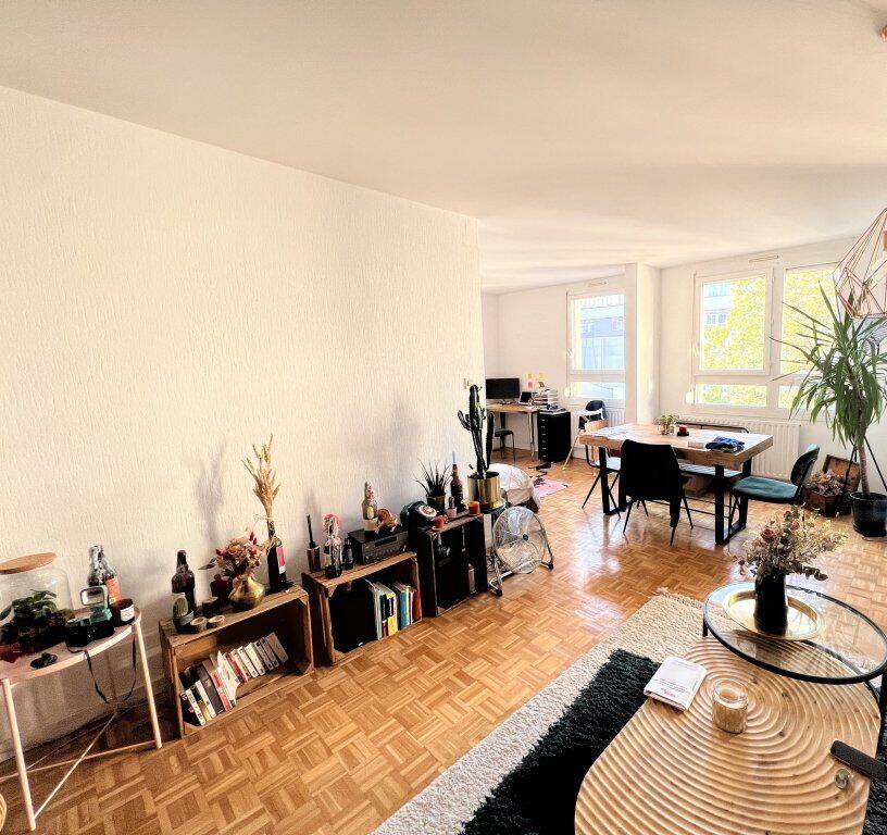 Appartement 4 pièces 84 m² · à Lyon 7ème Arrondissement · 84 m² · 1 250 €/mois