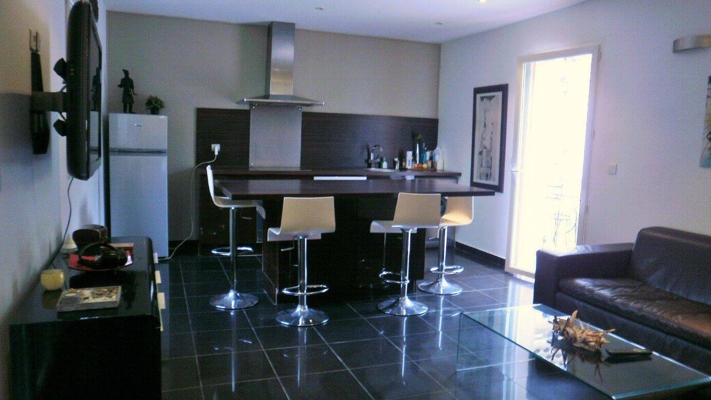 2 pièces 63 m² · à Falicon · 63 m² · 1 200 €