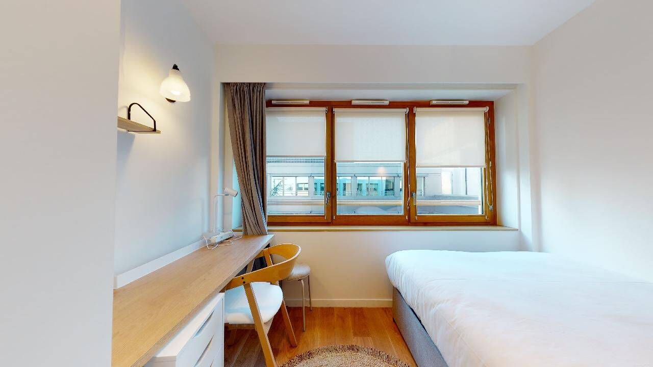 Appartement 1 pièce 14 m² · à Paris 17ème Arrondissement · 14 m² · 1 690 €