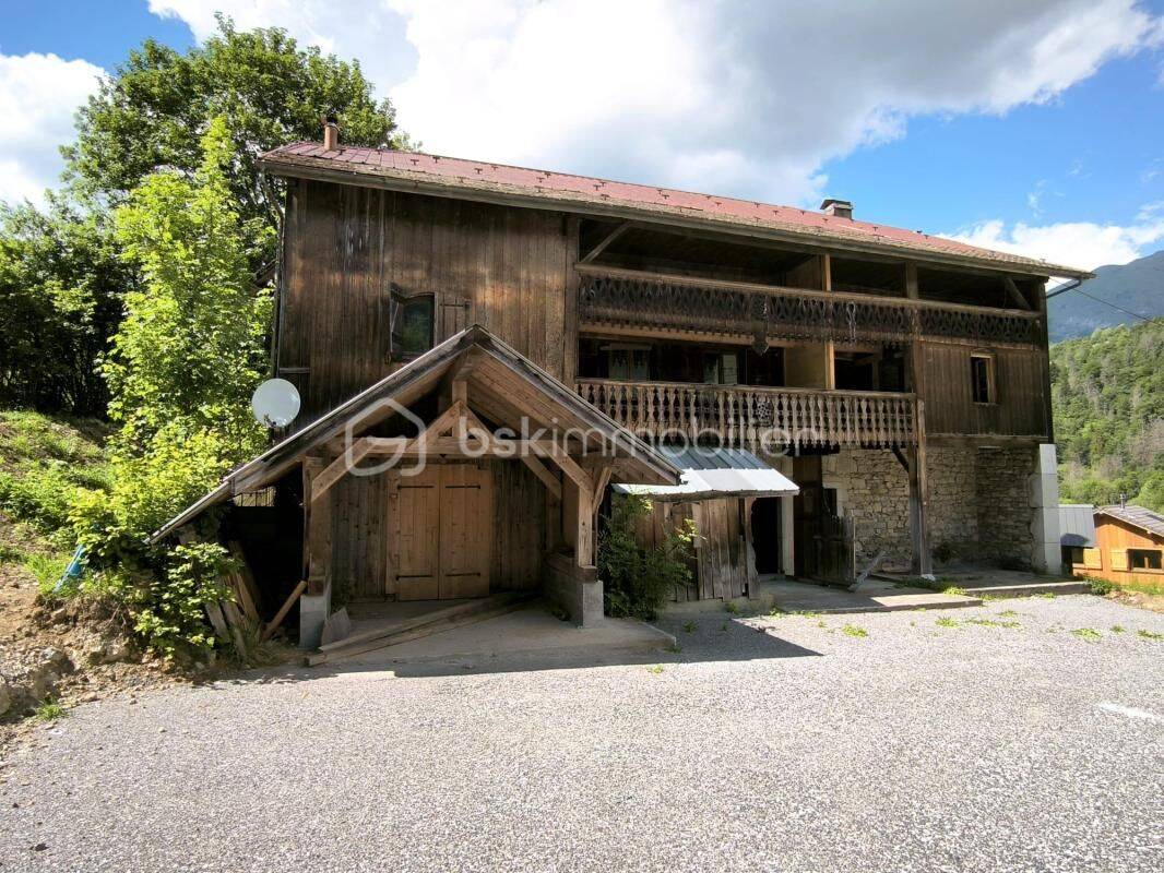 Appartement 4 pièces 97 m² · à Mieussy · 97 m² · 139 000 €