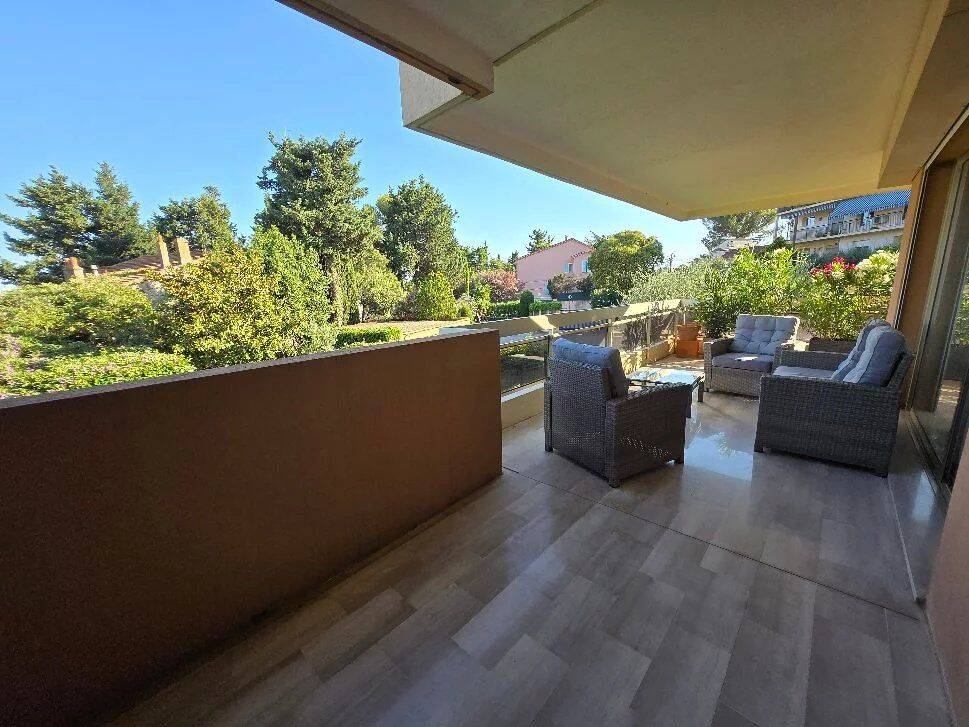 Appartement 3 pièces 90 m² · à Le Cannet · 90 m² · 1 980 €