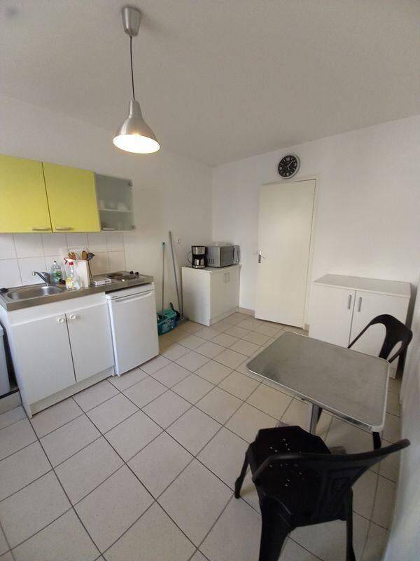 Appartement 2 pièces 24 m² · à Bordeaux · 24 m² · 566 €