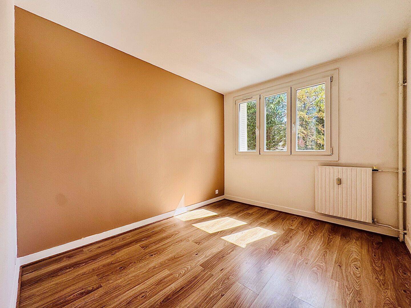 Appartement 4 pièces 74 m² · à Senlis · 74,1 m² · 1 280 €/mois