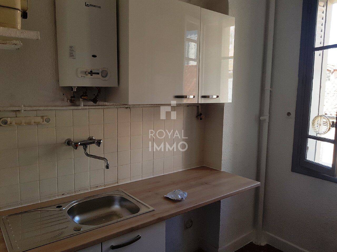 Appartement 1 pièce 27 m² · à Toulon · 27 m² · 450 €/mois