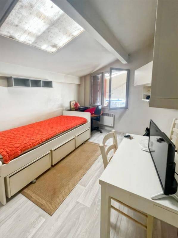 Appartement 2 pièces 17 m² · à Mont-de-Marsan · 17,2 m² · 330 €