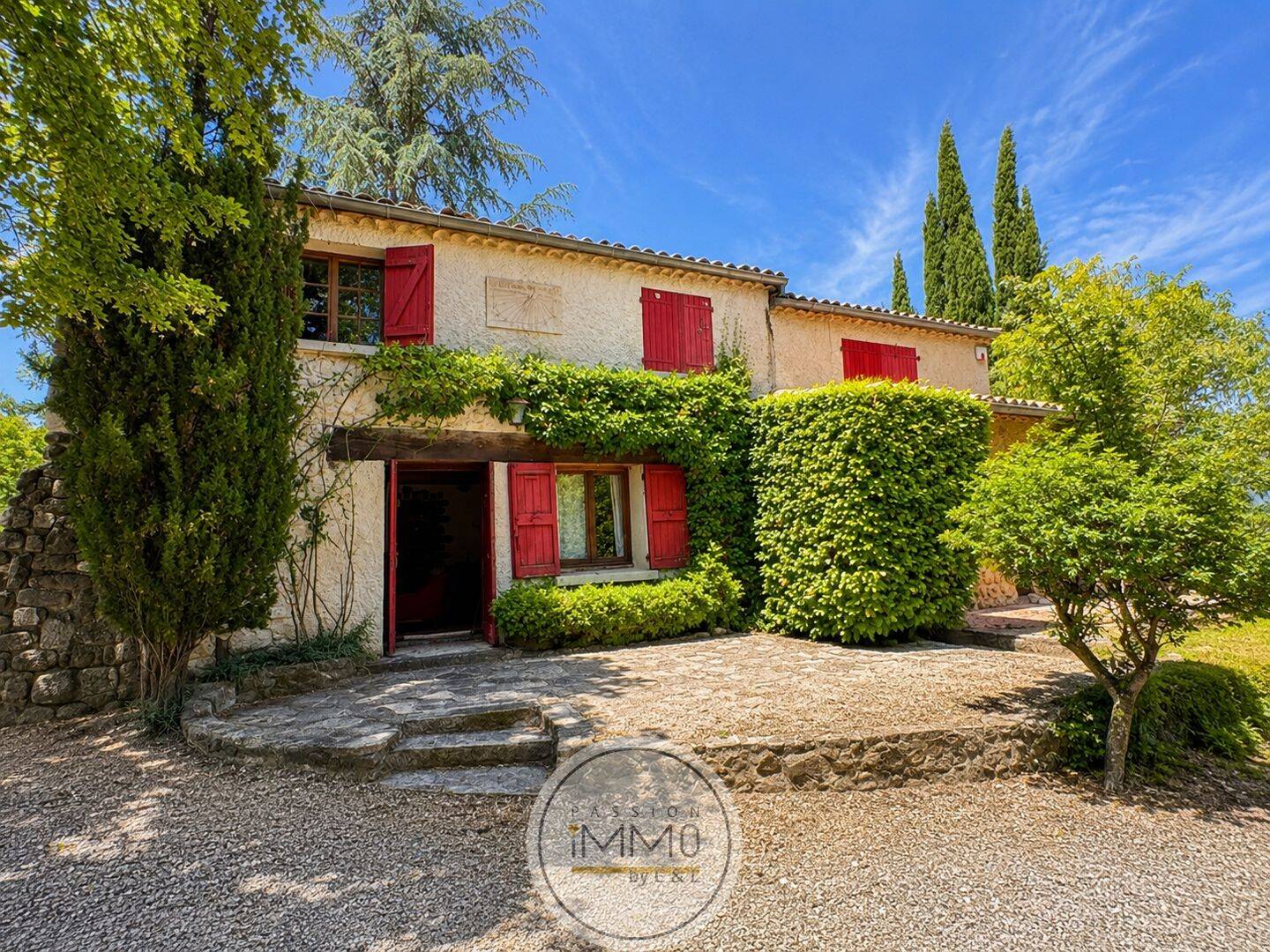 Maison 10 pièces 238 m² · à Champtercier · 238 m² · 388 500 €