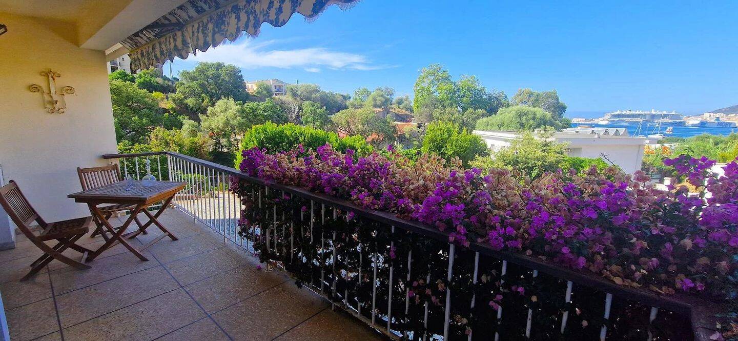 Maison 6 pièces 230 m² · à Ajaccio · 230 m² · 670 000 €