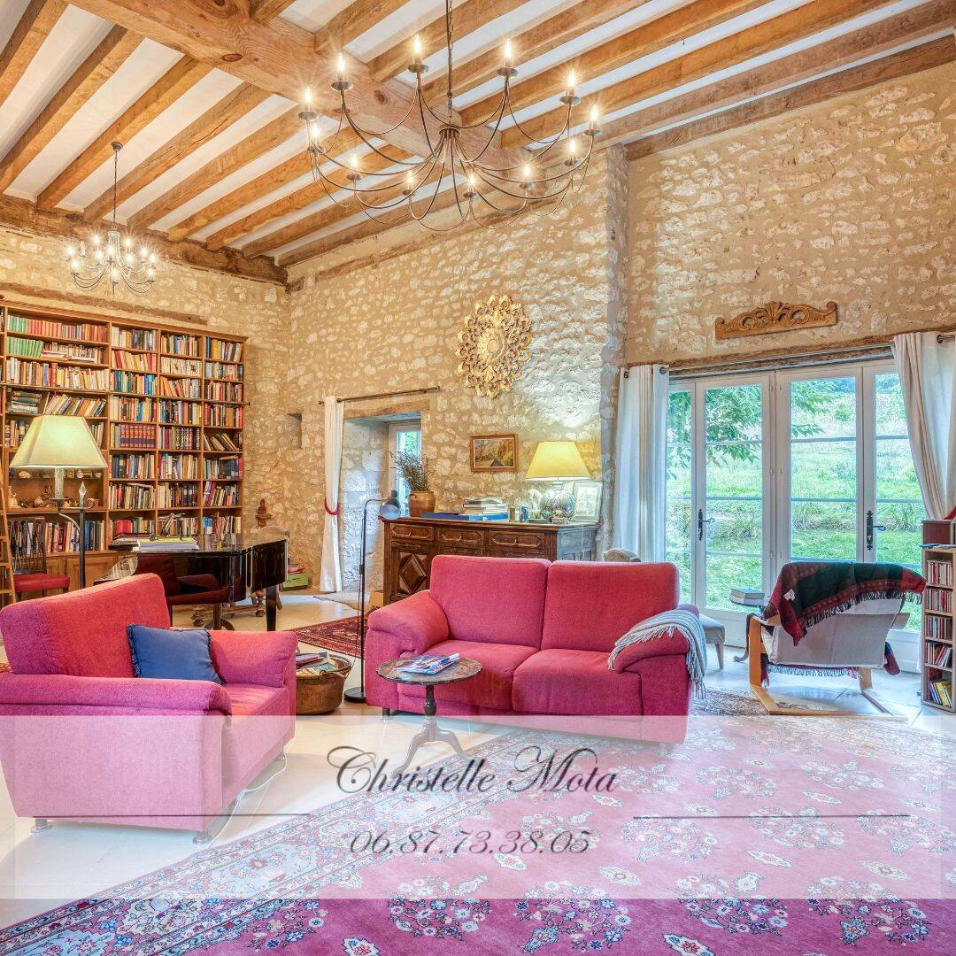 Maison 8 pièces 240 m² · à Castillonnès · 240 m² · 550 000 €