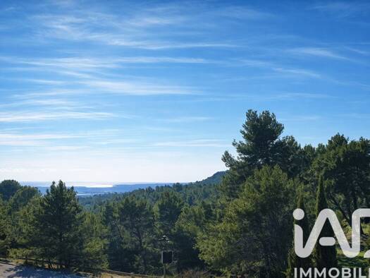 Maison à vendre 350 000 € 4 pièces 3 chambres 95 m² 215 m² de terrain Aurons 13121