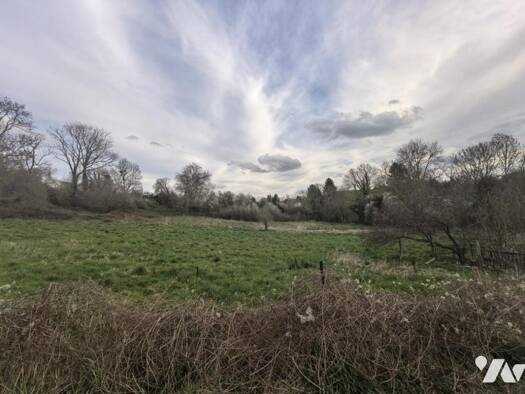 Terrain à vendre 37 000 € 2 074 m² de terrain Chaussy 95710