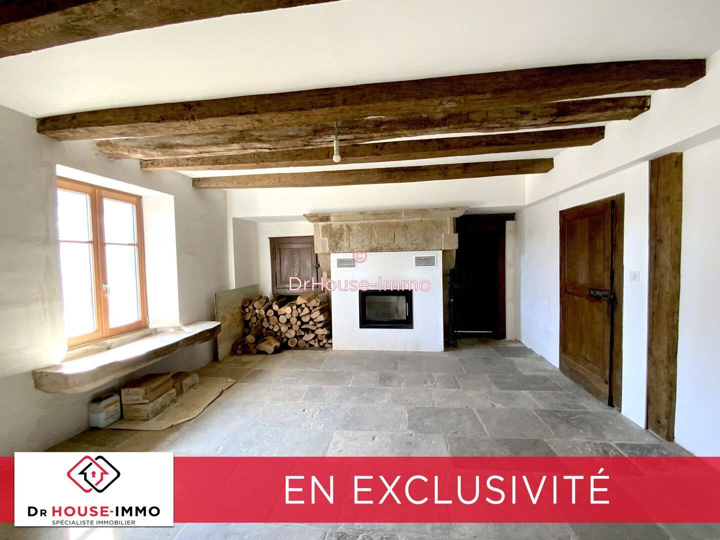 Maison 8 pièces 230 m² · à Contrexéville · 230 m² · 238 000 €