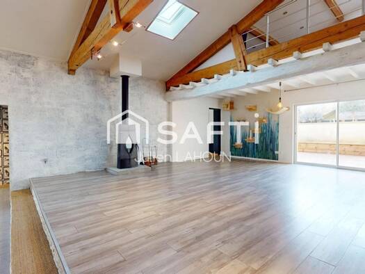 Maison de plain-pied à vendre 212 000 € 3 pièces 2 chambres 142 m² 370 m² de terrain Cognac 16100