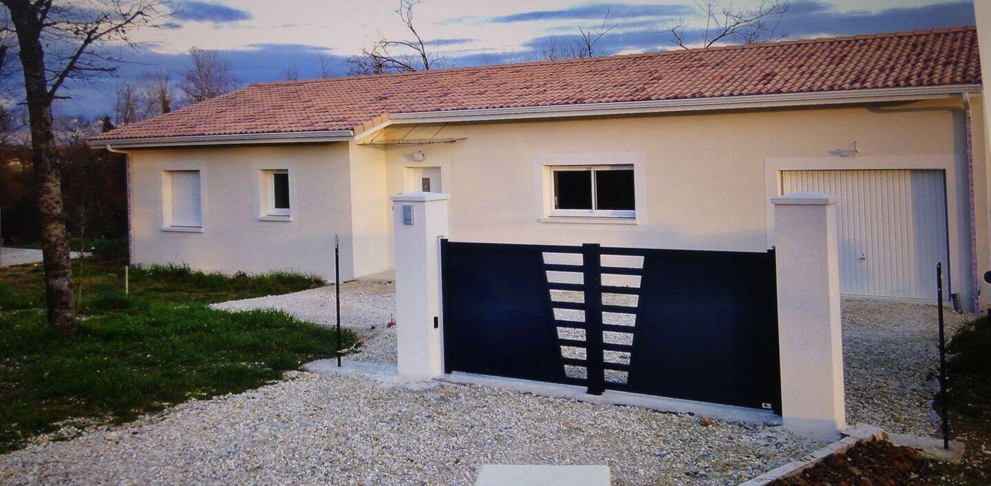 Maison 4 pièces 100 m² · à Lédat · 100 m² · 930 €