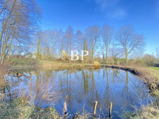 Propriété de loisirs à vendre 27 000 € 4 780 m² de terrain La Bazoche-Gouet 28330