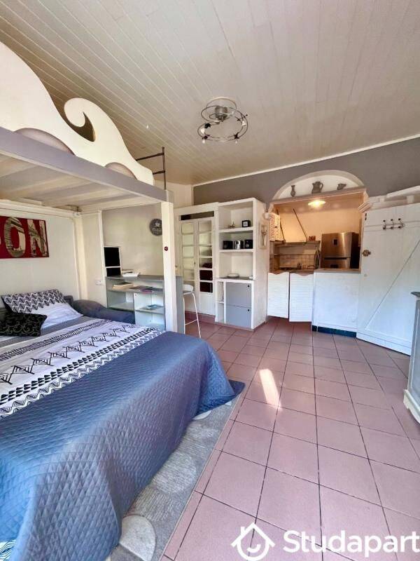 Appartement 1 pièce 30 m² · à Villeneuve-Loubet · 30 m² · 1 340 €/mois