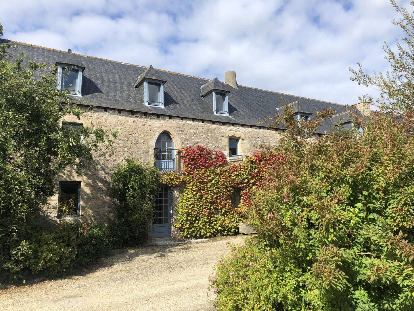 Maison 10 pièces 448 m² · à Plurien · 448 m² · 840 000 €