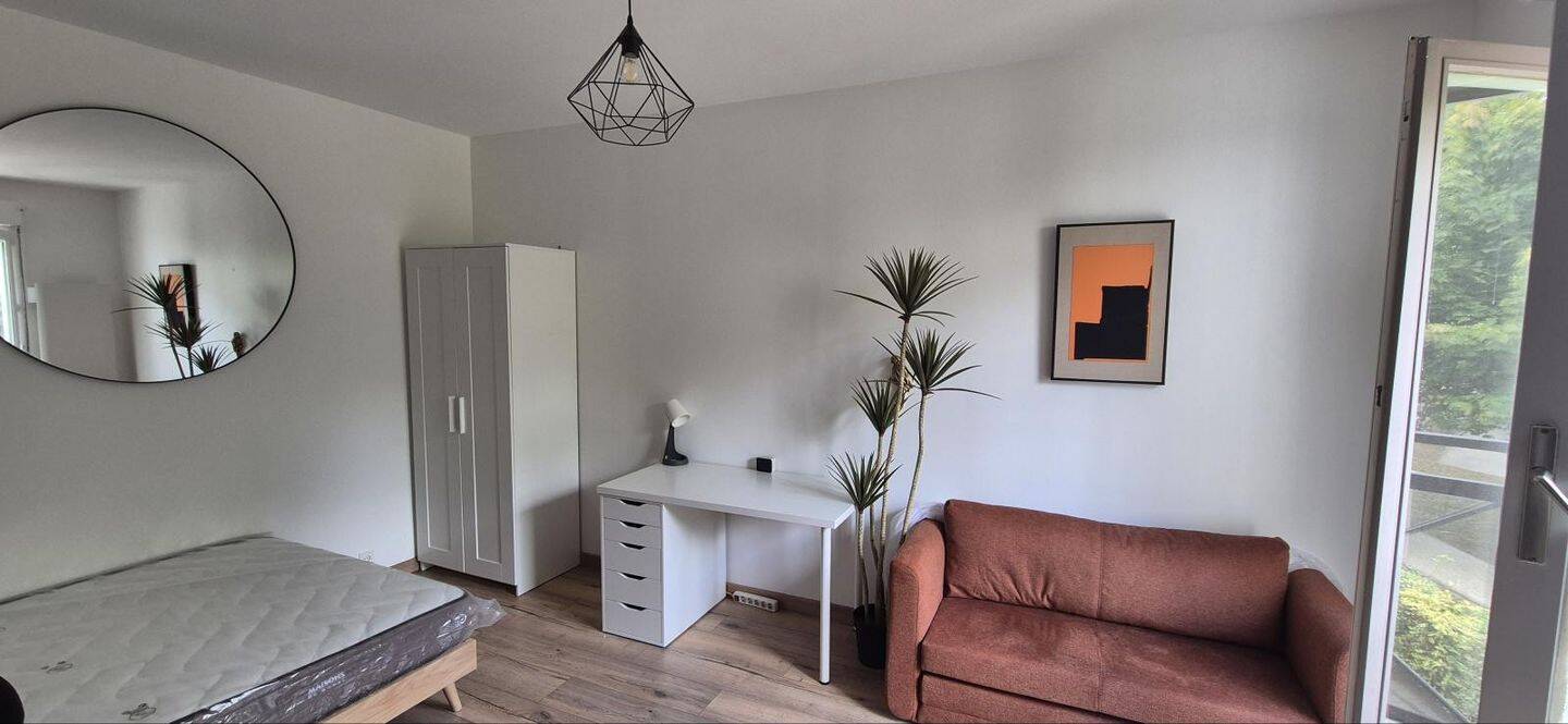 Appartement 1 pièce 29 m² · à Rueil-Malmaison · 29 m² · 850 €