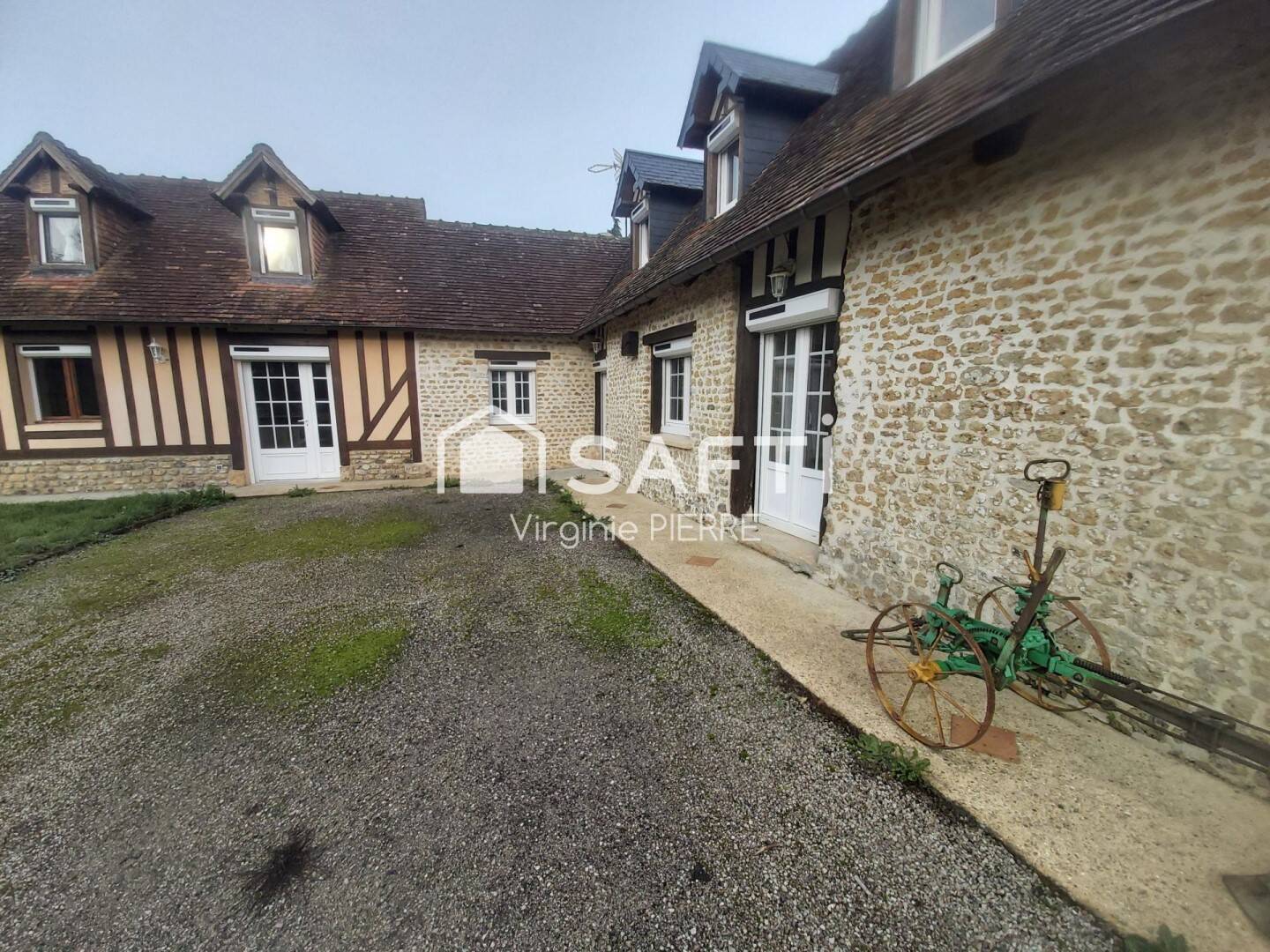 Maison 5 pièces 125 m² · à Saint-Martin-de-Mailloc · 125 m² · 260 000 €