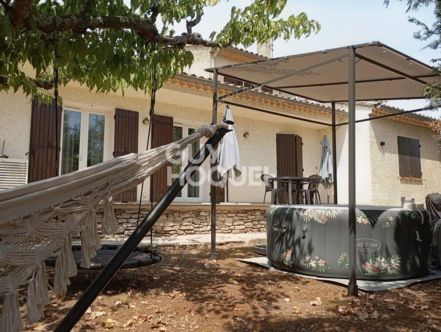 Maison 5 pièces 141 m² · à Carpentras · 141 m² · 1 580 €
