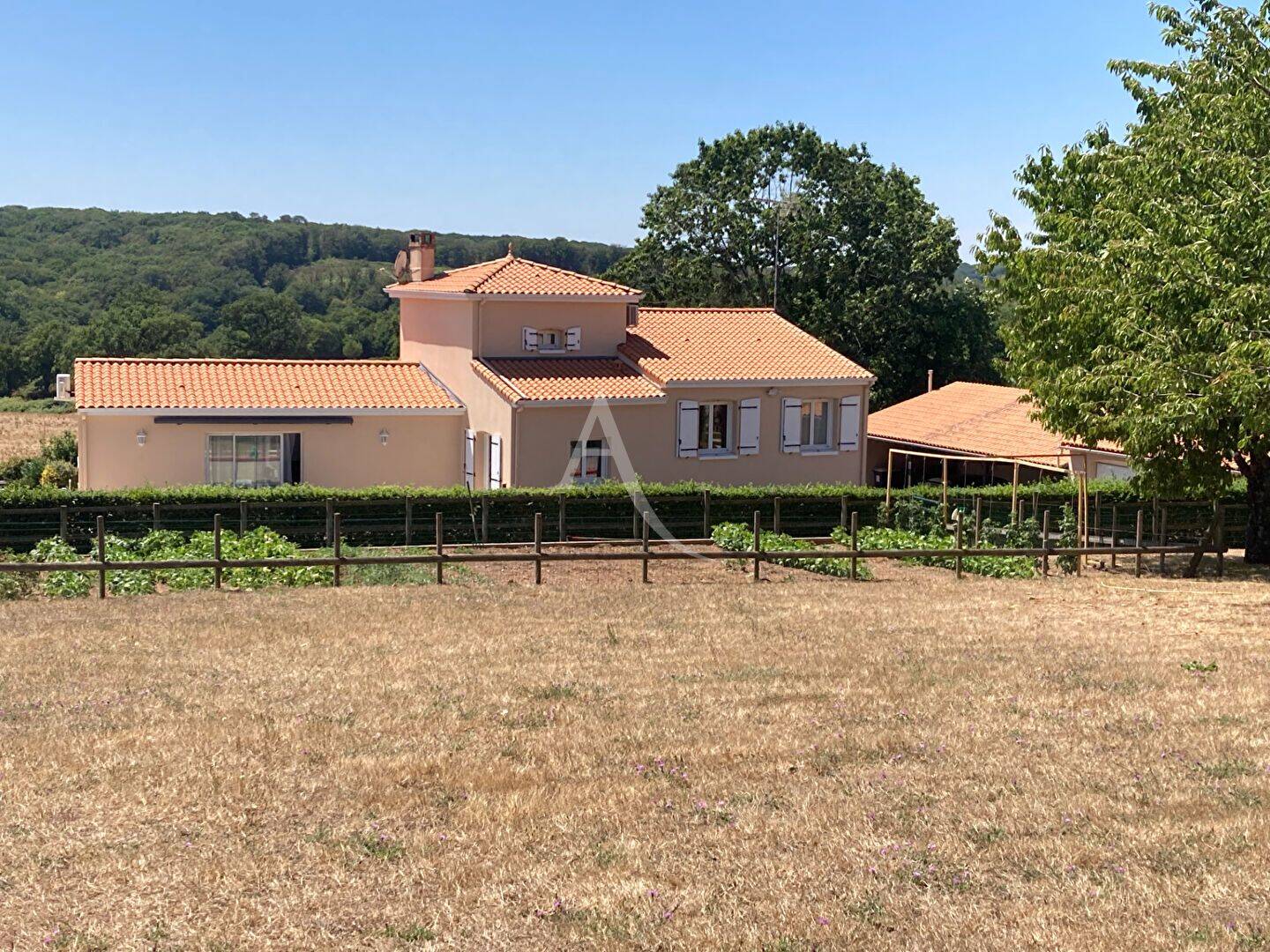 Maison 6 pièces 125 m² · à Mervent · 125 m² · 419 560 €
