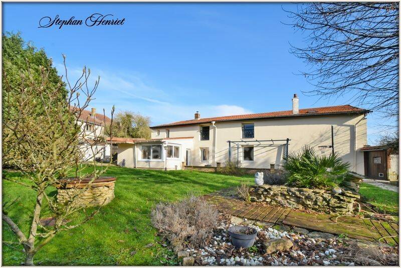Maison 4 pièces 106 m² · à Vouziers · 106 m² · 110 000 €