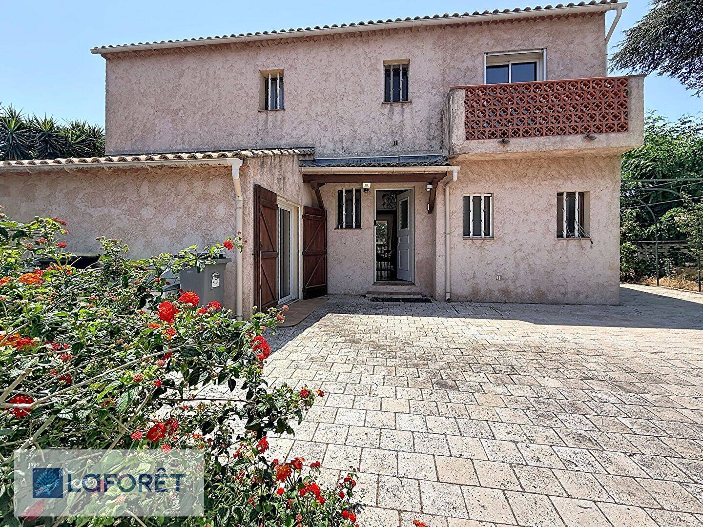 Maison 7 pièces 151 m² · à Six-Fours-les-Plages · 150,7 m² · 525 000 €