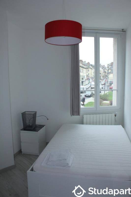 1 pièce 12 m² · à Compiègne · 12 m² · 455 €
