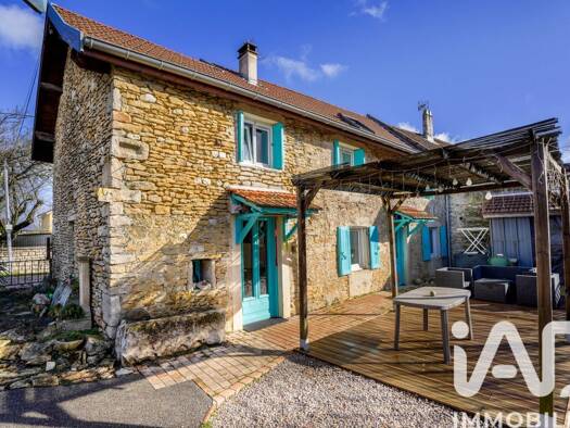 Maison à vendre 255 000 € 4 pièces 3 chambres 100 m² 645 m² de terrain Saint-Baudille-de-la-Tour 38118