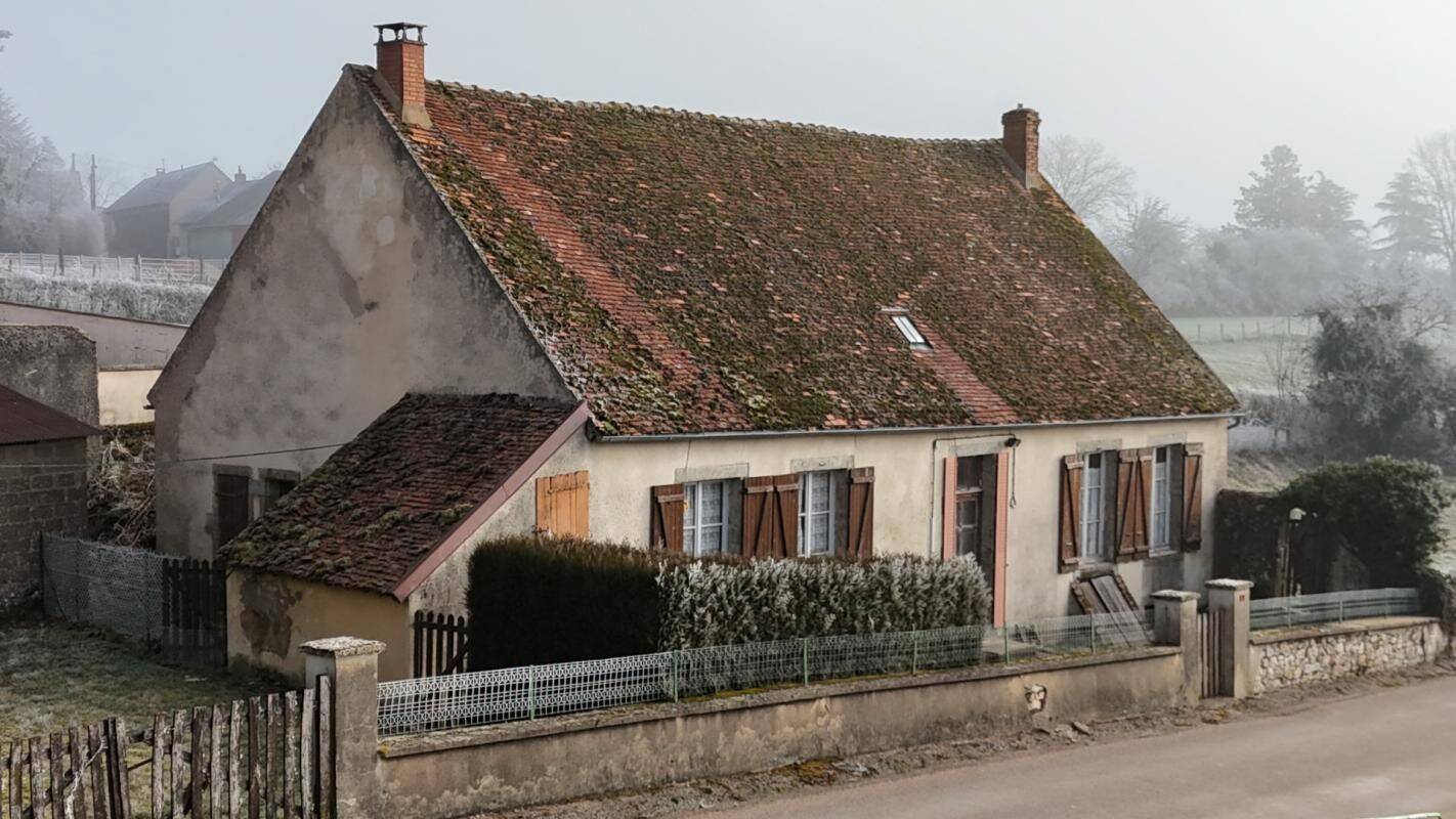Maison 4 pièces 120 m² · à Savilly · 120 m² · 32 000 €